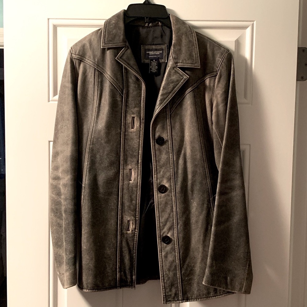 American Eagle Leather Jacket Distressed Triple Button Pockets EUC